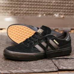 adidas Busenitz Vulc II Skate Shoe - Core Black / Carbon