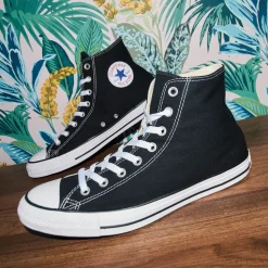 Converse Chuck Taylor All Star High-Top Sneaker - Black