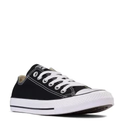 Converse Chuck Taylor All Star Low-Top Sneaker - Black