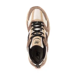 New Balance 530 Athletic Shoe - Dark Mushroom / Incense / Linen