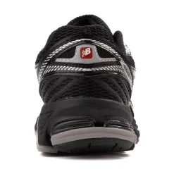 New Balance 860v2 Athletic Shoe - Black / Silver Metallic