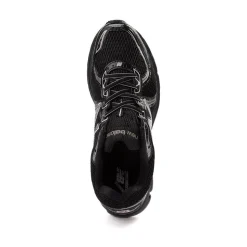 New Balance 860v2 Athletic Shoe - Black / Silver Metallic