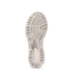 New Balance 860v2 Athletic Shoe - White / Pink Heat