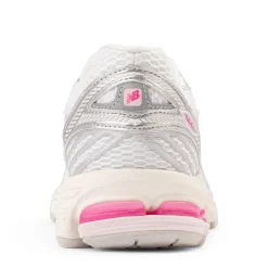 New Balance 860v2 Athletic Shoe - White / Pink Heat