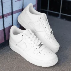 Nike Air Force 1 LE Athletic Shoe - Big Kid - White / White