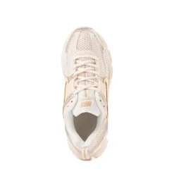 Nike Vomero 5 Athletic Shoe - Big Kid - Chalk / Sail / Chalk