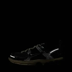Nike Vomero 5 Athletic Shoe - Big Kid - Iron Grey / Chrome / Metallic Silver