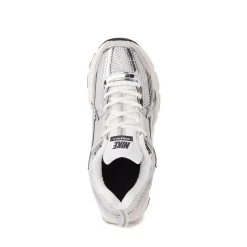 Nike Vomero 5 Athletic Shoe - Little Kid - Photon Dust / Gridiron / Sail / Chrome