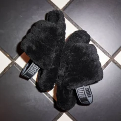 UGG® Fluff Yeah Slide - Little Kid / Big Kid - Black