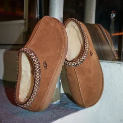 UGG® Tasman II Slipper - Little Kid / Big Kid - Chestnut