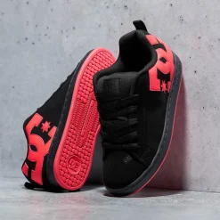 Womens DC Court Graffik Skate Shoe - Black / Hot Pink