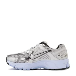 Womens Nike Zoom Vomero 5 Athletic Shoe - Photon Dust / Metallic Silver