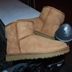 Womens UGG® Classic II Mini Boot - Chestnut